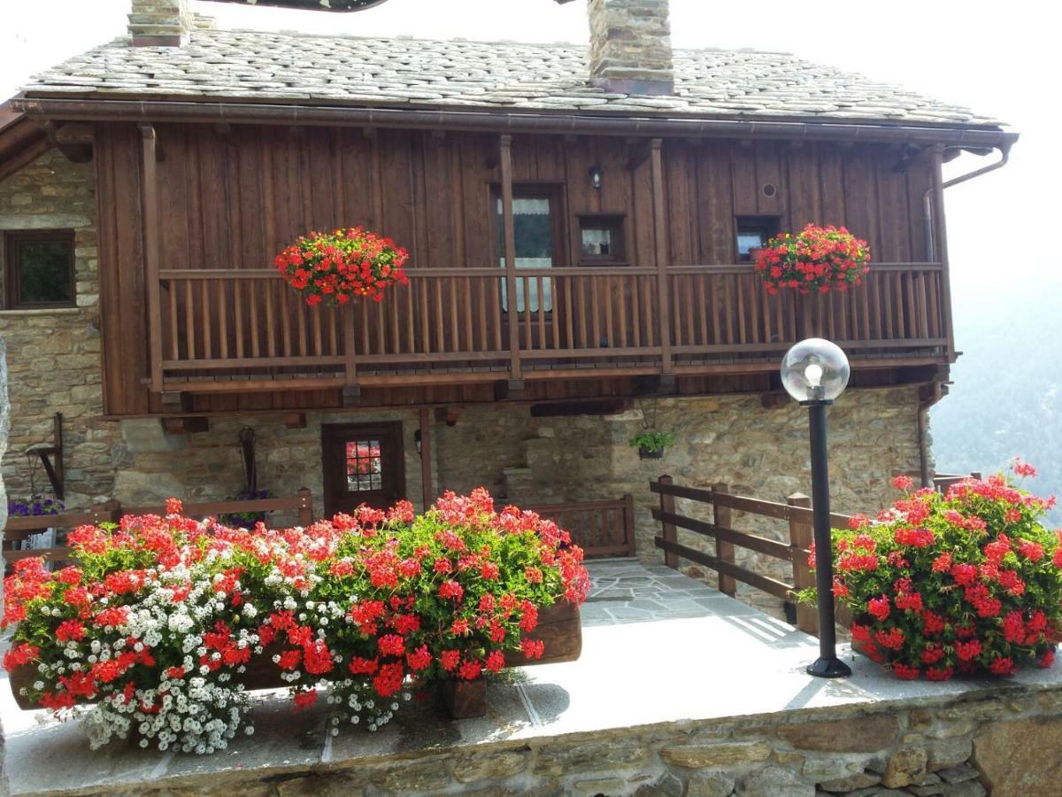 Hotel Le Petit Coeur Fontainemore Exterior foto